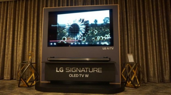 Предварительный обзор LG OLED W8 Signature Series