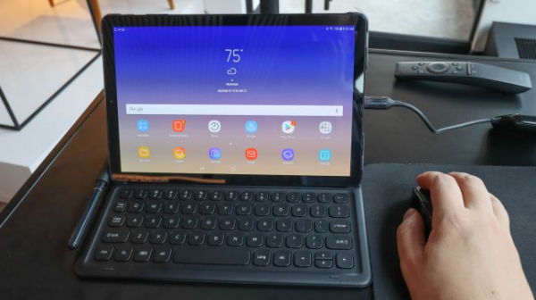 Сравнение: Samsung Galaxy Tab S4 против iPad Pro 10.5