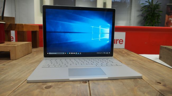 Обзор Microsoft Surface Book 2 13.5 (2017)