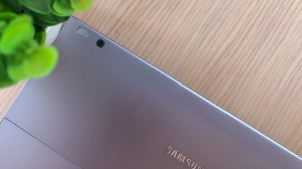 Изображения предстоящего Samsung Galaxy Book S