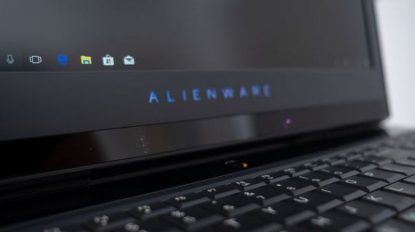 Обзор Alienware 17 R5