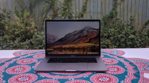 Обзор MacBook Pro 15 (Mid 2018)