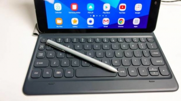 Samsung Galaxy Tab S4: Новая клавиатура